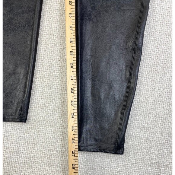 Spanx Faux Leather Leggings Women's Size 2X Black Pull On Shaping - Picture 7 of 11